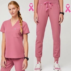 💕NWT FIGS Breast Cancer Awareness Quartz Set Size XS Top & Bottom